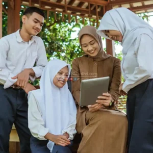 20240509 murabbi insani generasi madani guru pendidik pensyarah anak murid pelajar